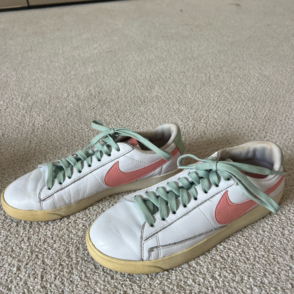 Nike White and Pink Sneakers Classic Blazers Low-Top